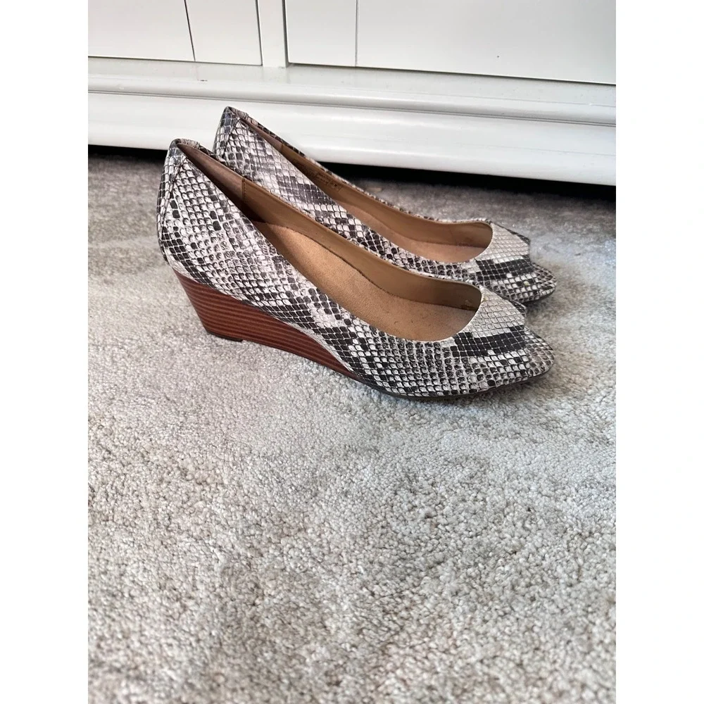 Vionic bria snakeskin